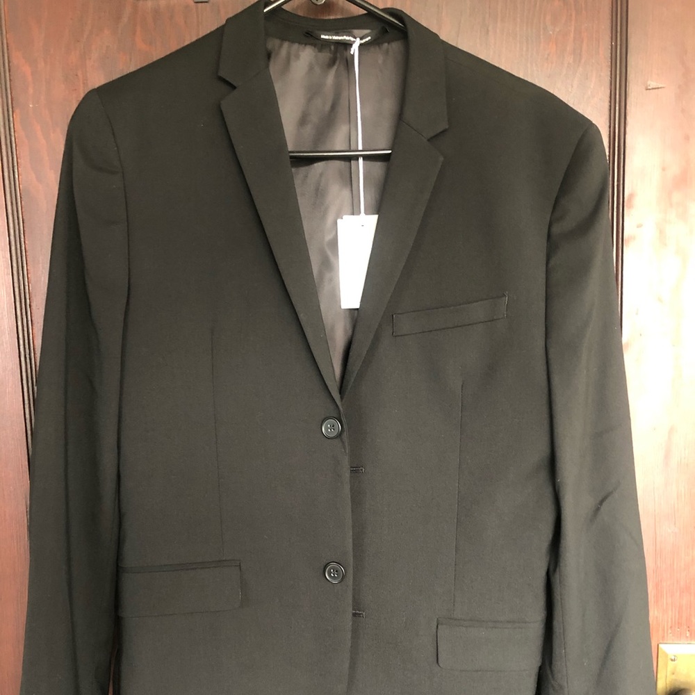 Men’s black blazer
